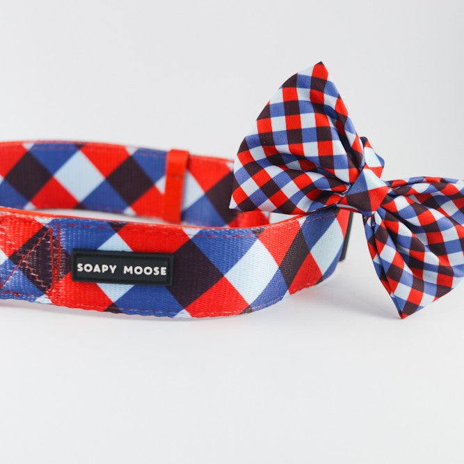 SOAPY MOOSE - The Trend Setter Collar & Bow Tie