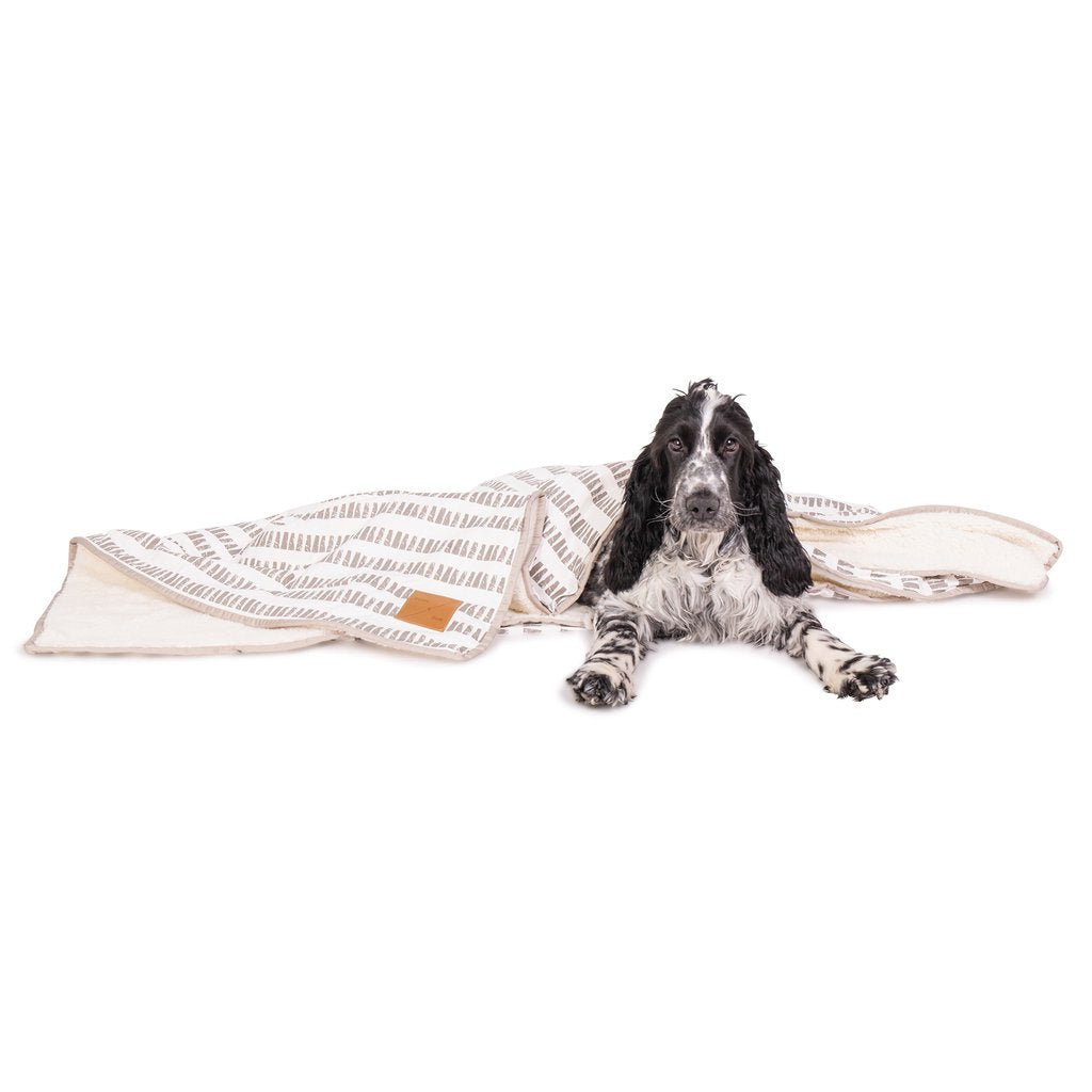 MOG & BONE - Fleece Blanket - Latte Mosaic