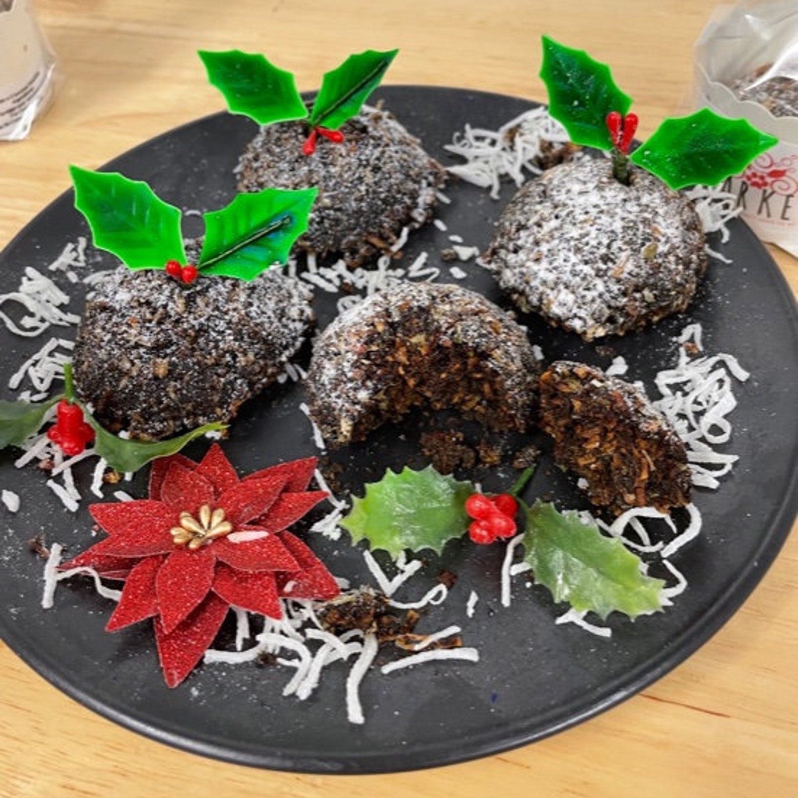 L'BARKERY - Pawding's Doggie Christmas Pudding